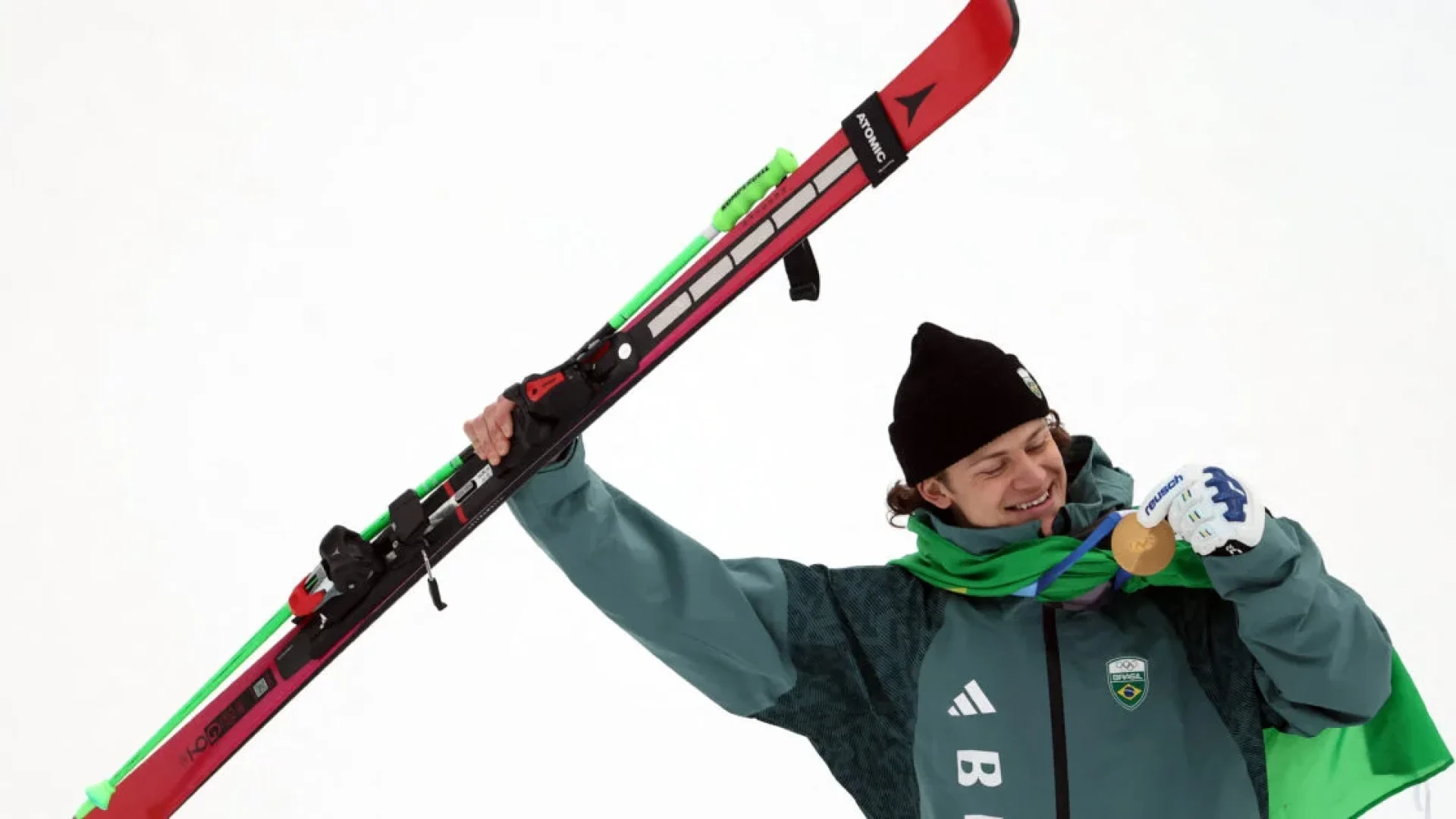 Carnaval de ouro? Festa nacional trouxe Oscar em 2025 e medalha olímpica em 2026