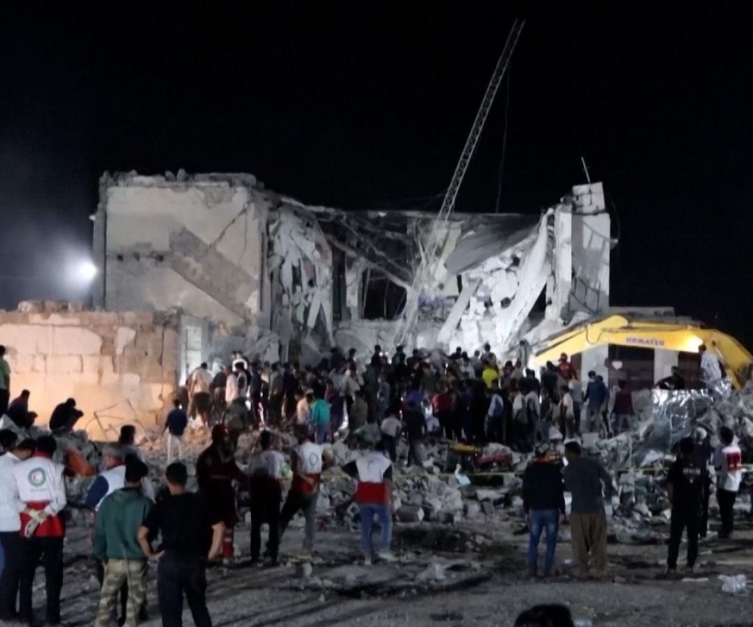 Irã eleva para 153 as estudantes mortas em ataque a escola