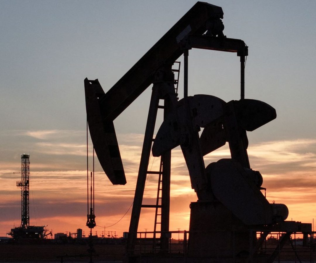 Dólar salta a R$ 5,26, e Bolsa cai 3% com escalada no Oriente Médio