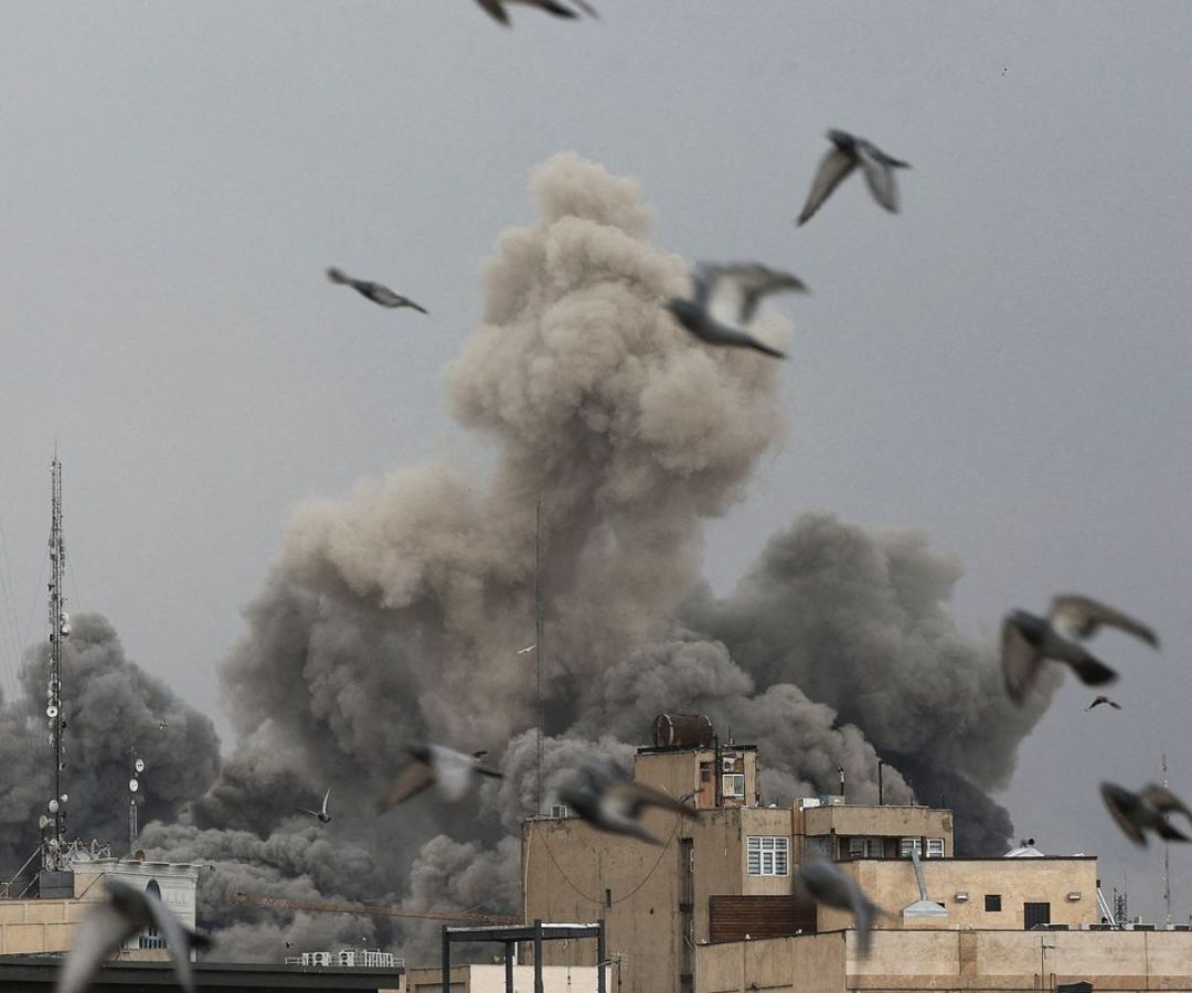 Irã resiste a ataques e desafia Estados Unidos em nova fase da guerra