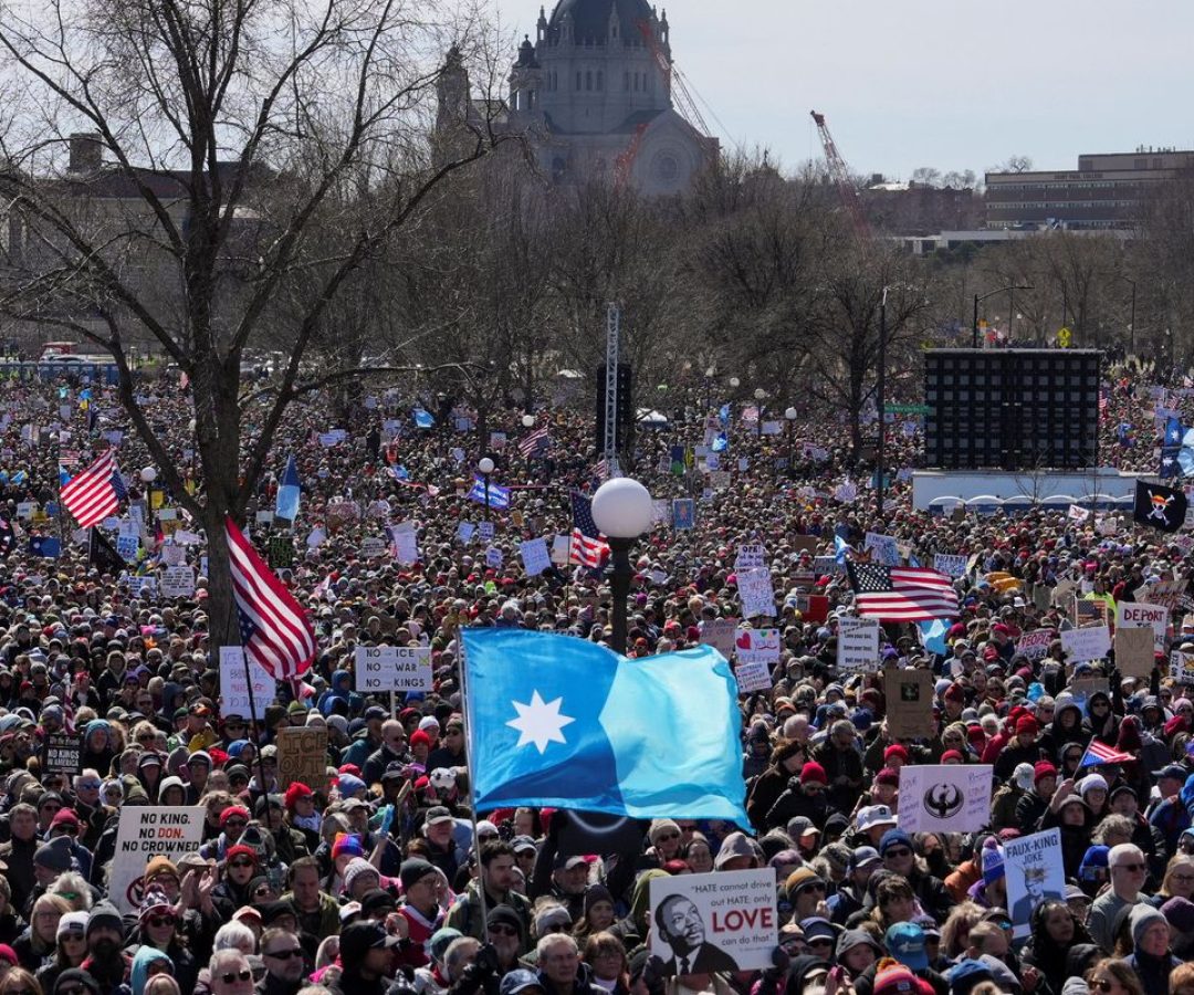 Manifestações anti-Trump ocorrem em diversas cidades dos EUA