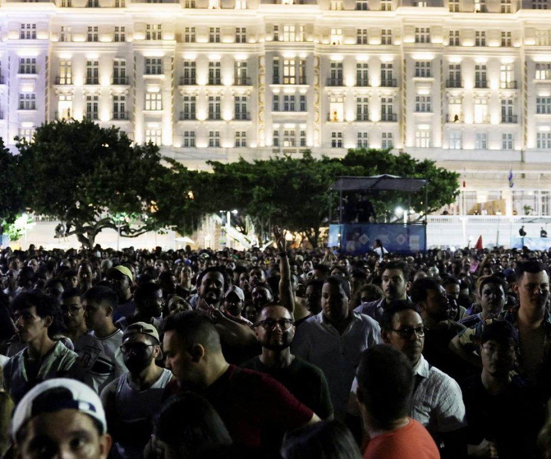 Mesmo com multidão, show de Shakira não registra ocorrência graves