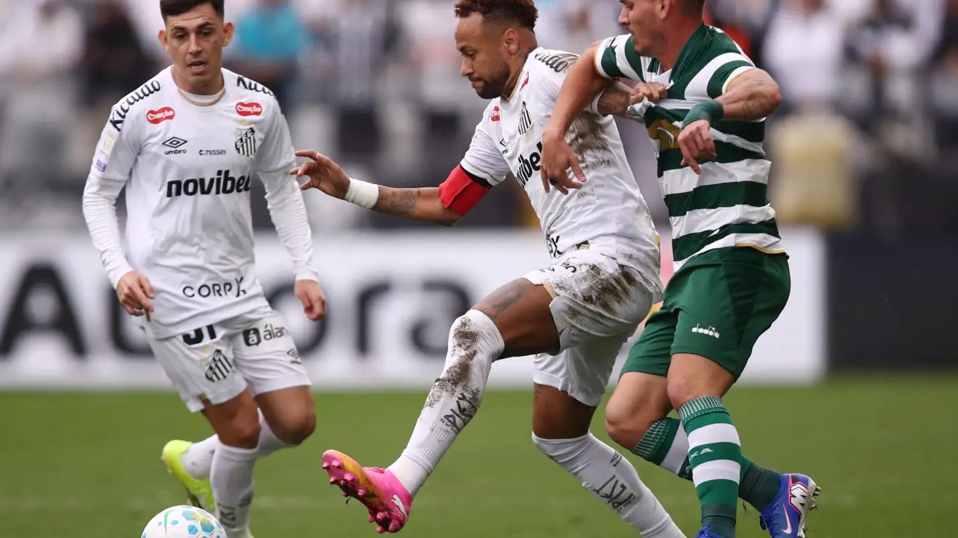 Coritiba ofusca festa para Neymar e derrota Santos pelo Brasileirão