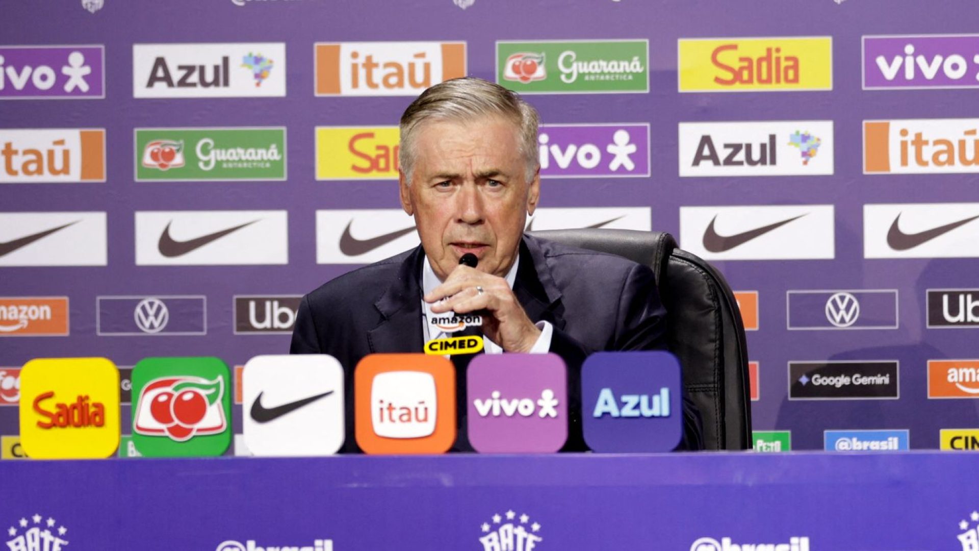Carlo Ancelotti pede que torcida confie nos 26 convocados para a Copa