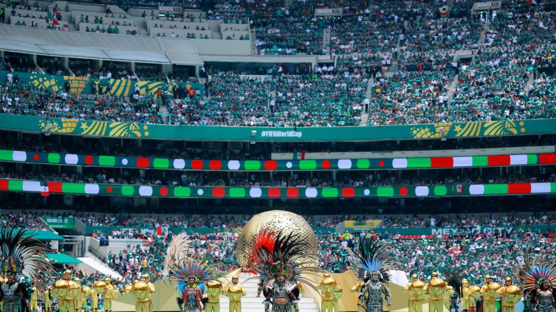 Abertura da Copa 2026 emociona o Estádio Azteca, no México