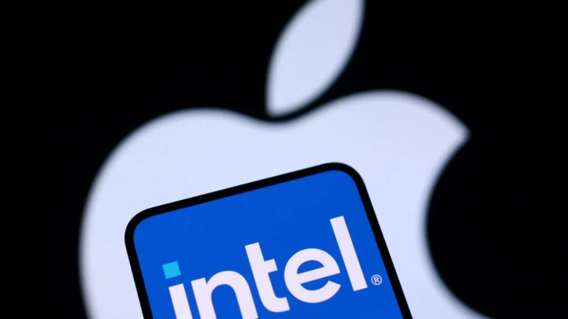 2026-06-18t110018z-1-lynxmpem5h0sj-rtroptp-4-intel-apple-investment-1024x683.jpg