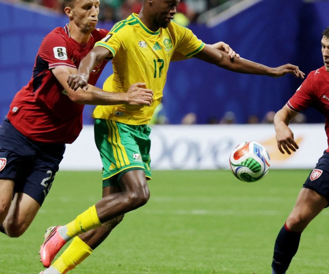 África do Sul sofre gol aos 6 min, reage e empata com República Tcheca