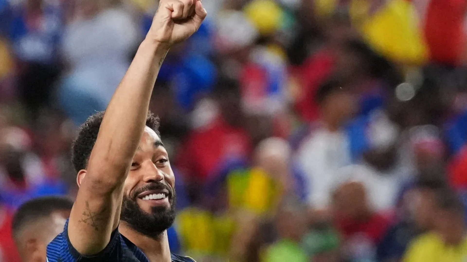 Brasil desfila no primeiro tempo e ganha do Haiti por 3 a 0