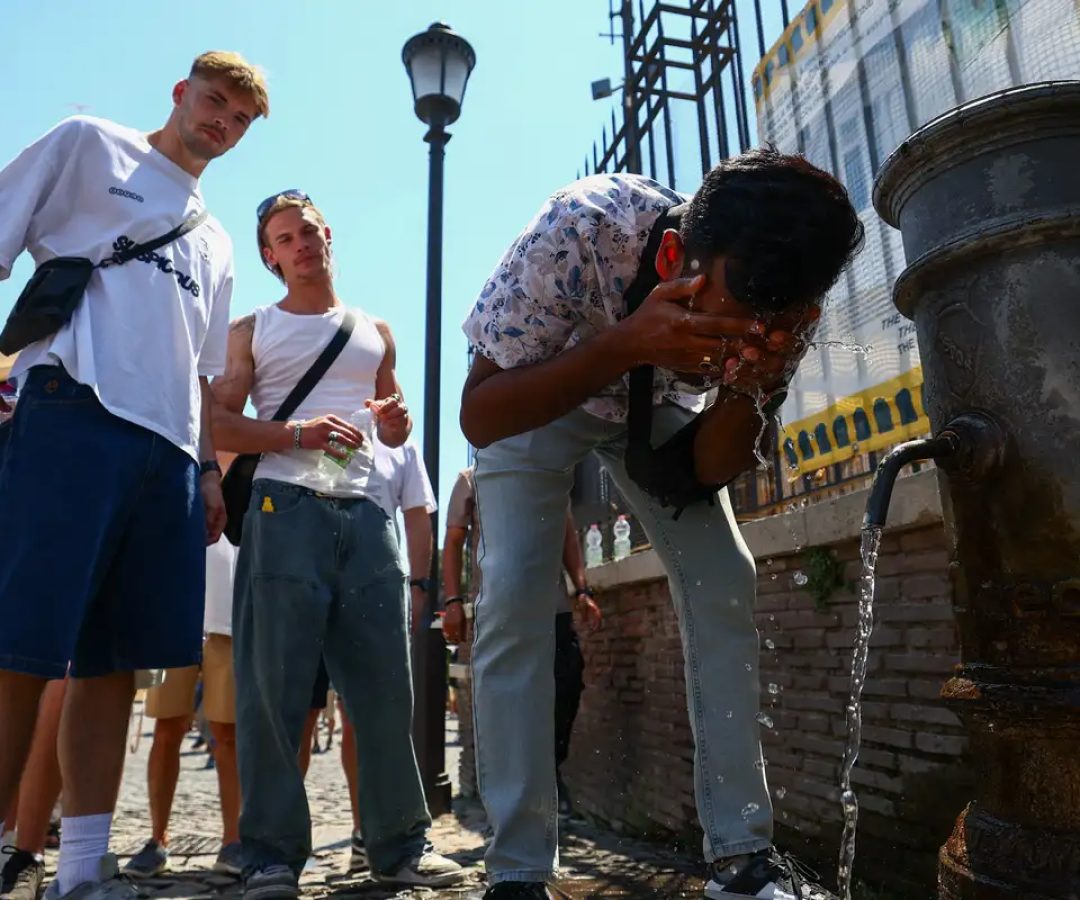 França: 40 pessoas morrem afogadas em meio a onda de calor