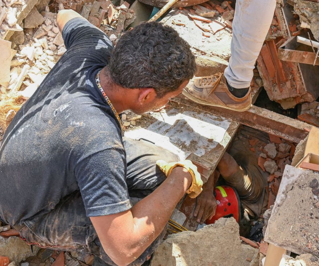 Brasil inicia operações de busca e resgate após terremoto na Venezuela