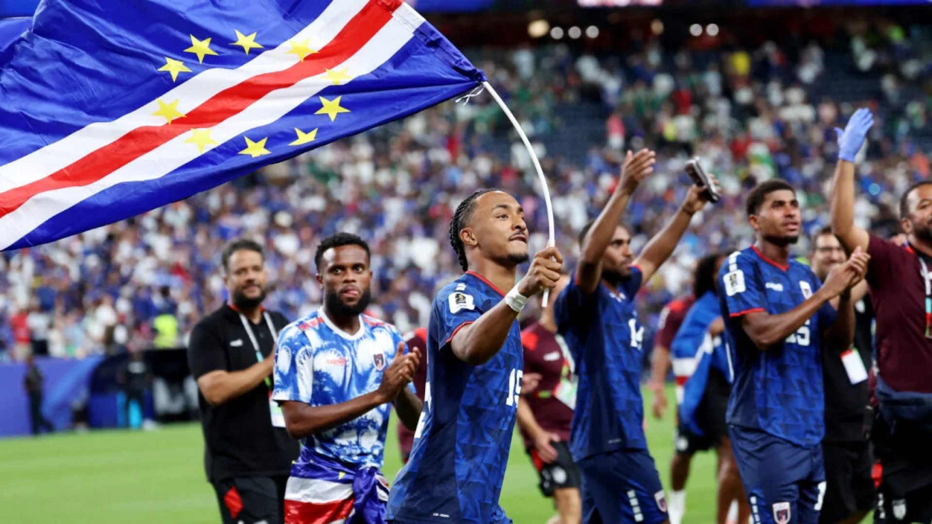 Com festa, Cabo Verde avança na Copa do Mundo e vai enfrentar a Argentina