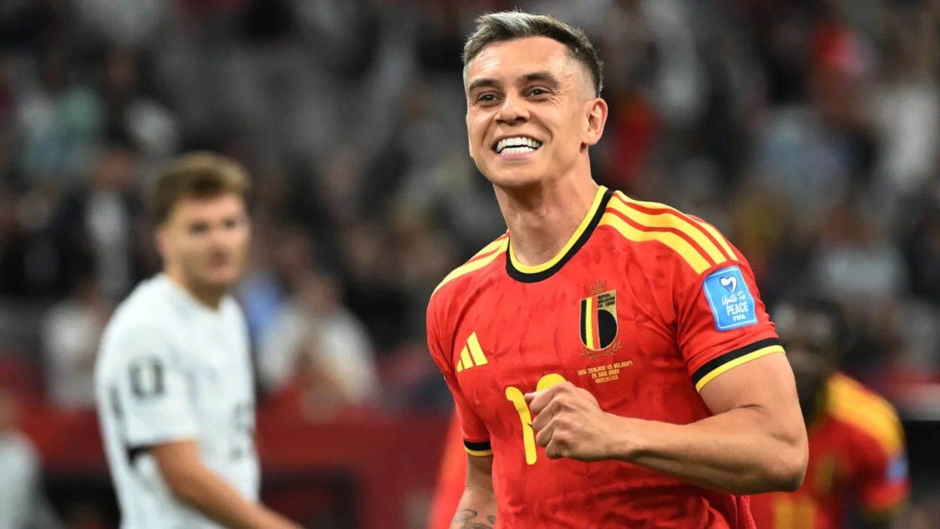 Bélgica goleia Nova Zelândia e avança na Copa do Mundo