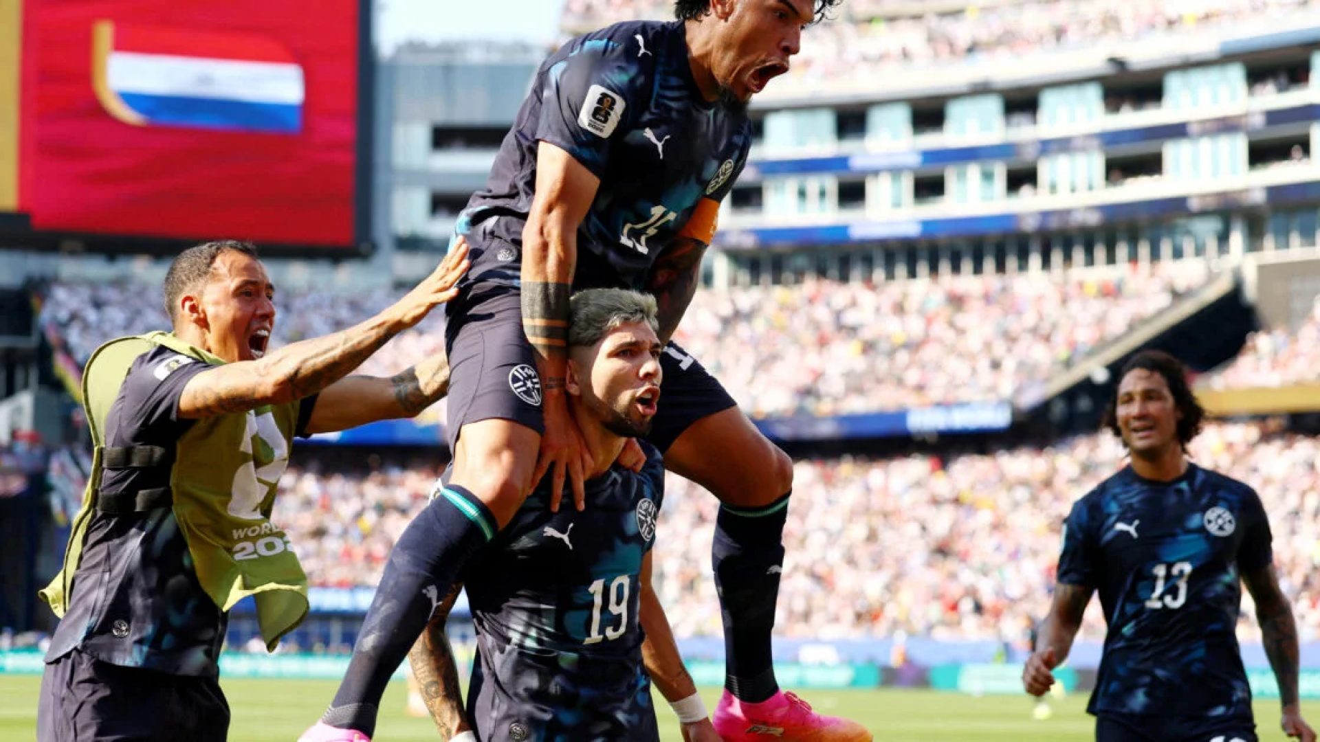 Paraguai bate Alemanha na Copa do Mundo e avança às oitavas