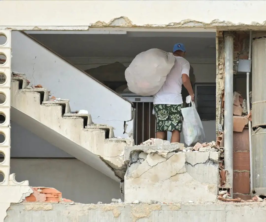 Número de mortos em terremotos na Venezuela se aproxima de 1.500