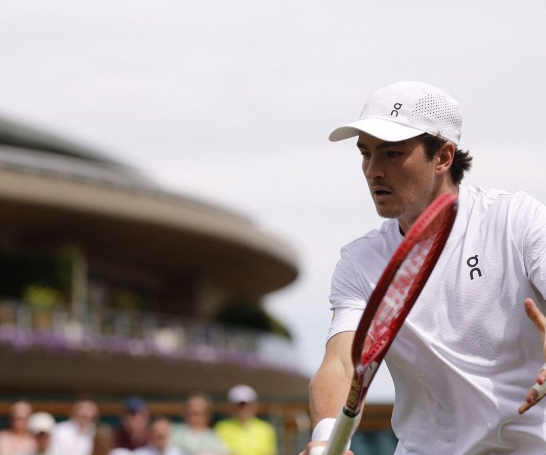 João Fonseca reencontra Jesper de Jong na 2ª rodada de Wimbledon