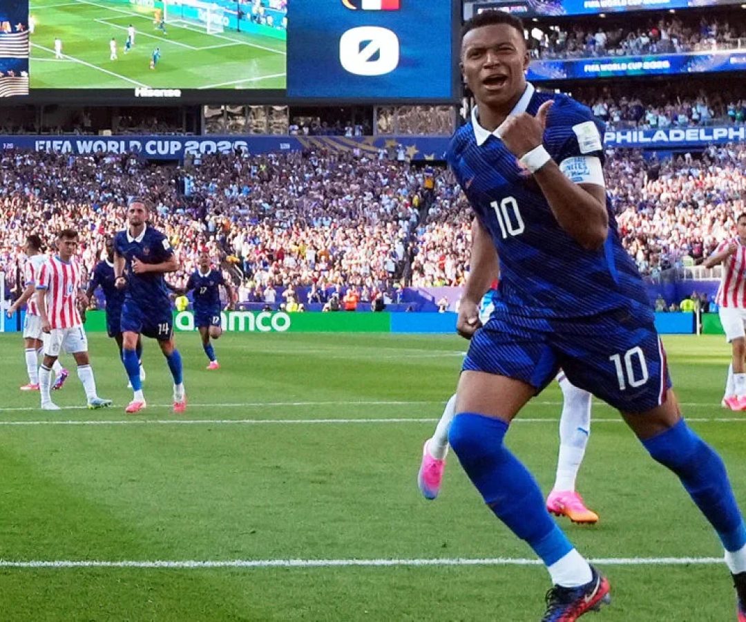 França vence Paraguai com gol de Mbappé e garante vaga nas quartas