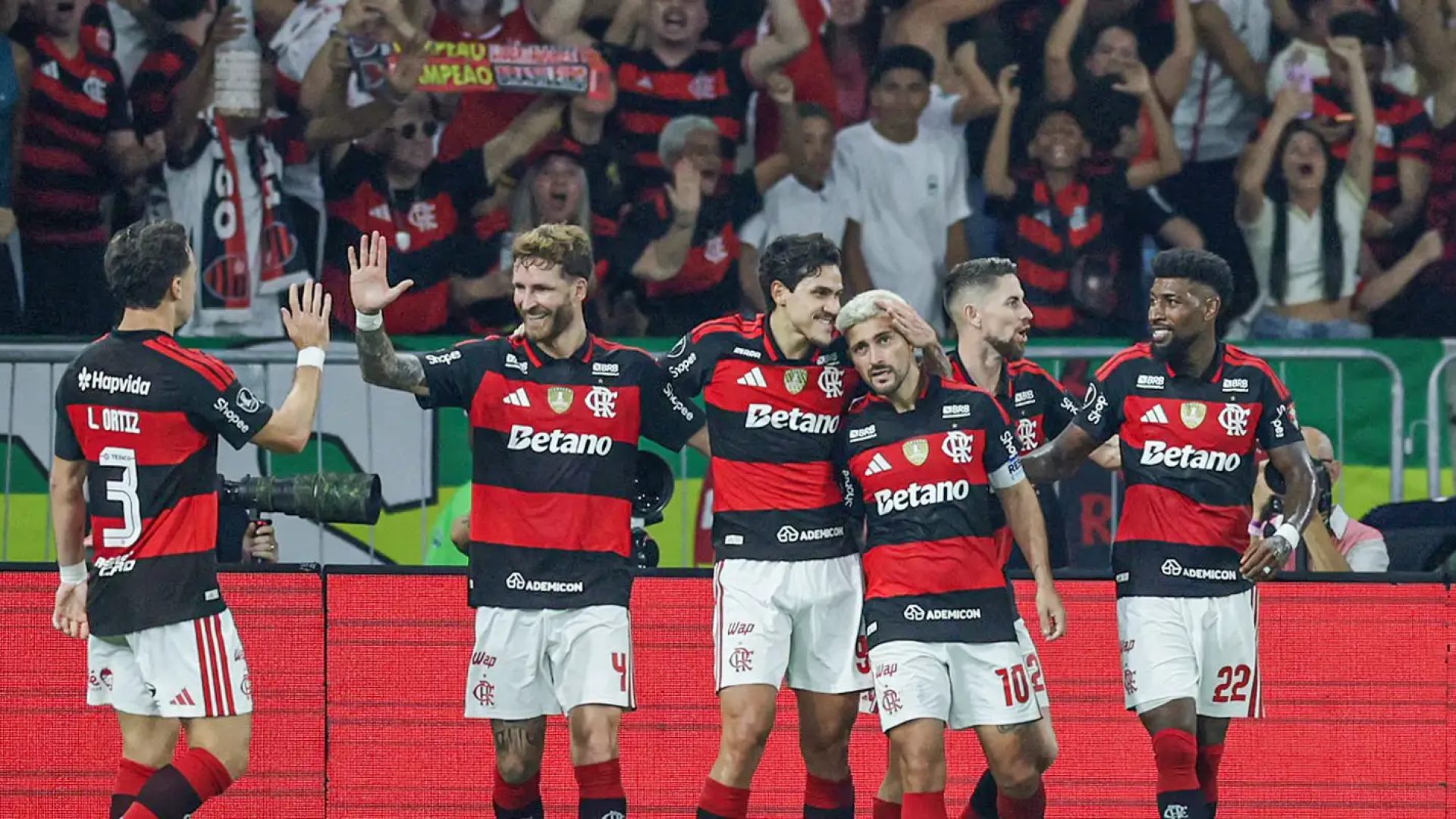 Libertadores: Flamengo elimina Cruzeiro e mantém vivo sonho do penta