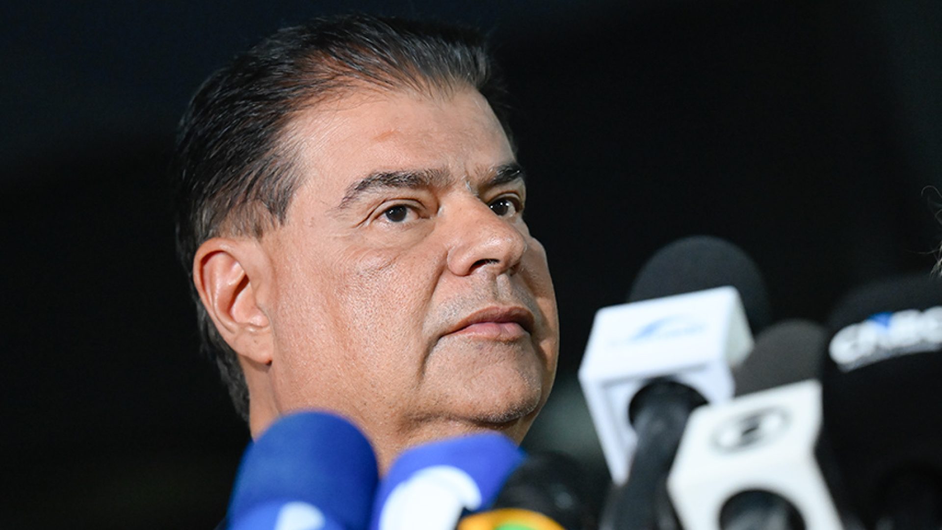 Presidente da Comissão de Relações Exteriores, senador Nelsinho Trad (PSD-MS), concede entrevista.