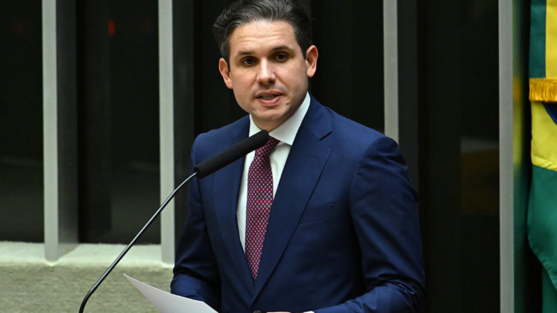 Presidente da Câmara dos Deputados, deputado Hugo Motta (Republicanos-PB) em discurso à tribuna.