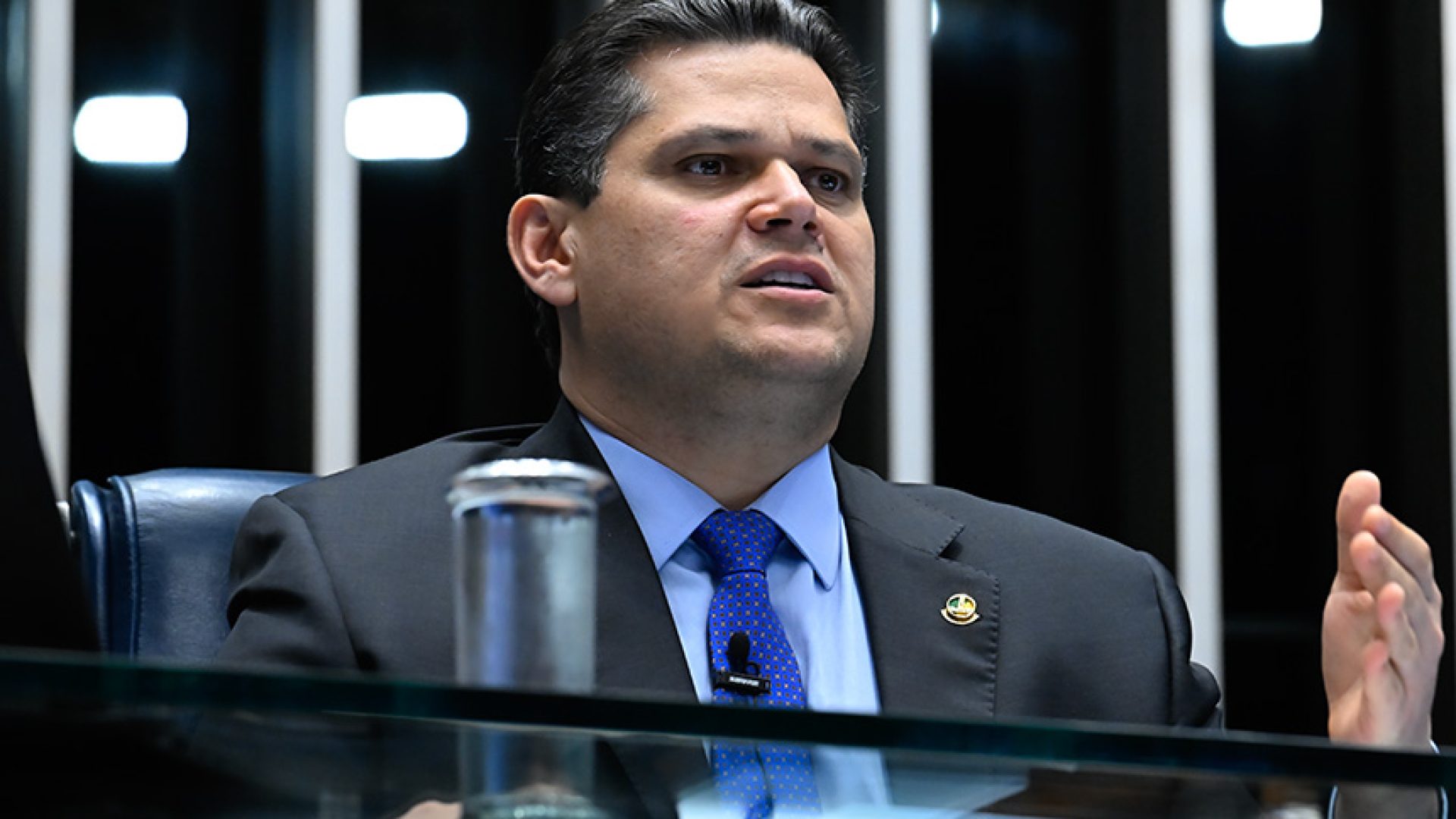 Presidente do Senado anuncia prioridade para projetos sobre maus-tratos a animais — Senado Notícias