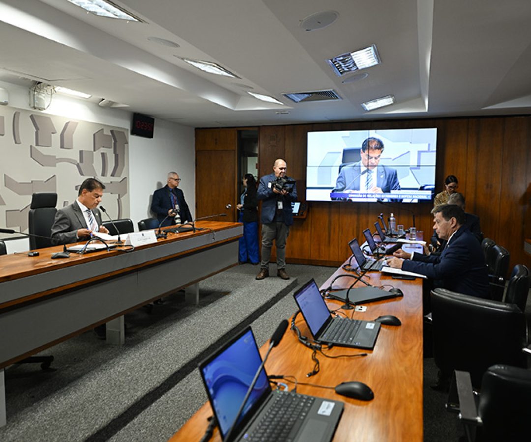 CRE sabatina indicados para embaixadas na quarta — Senado Notícias