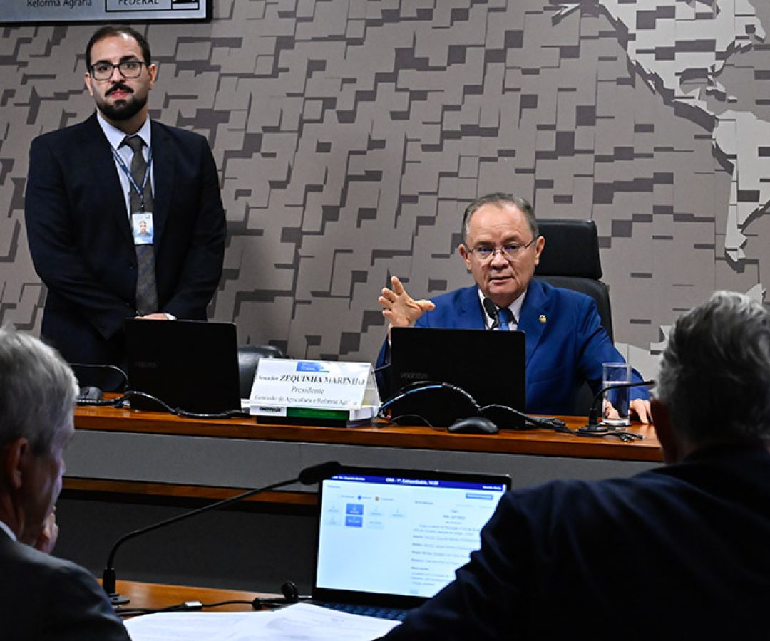Projeto que susta a criação de comissões de soluções fundiárias passa na CRA — Senado Notícias