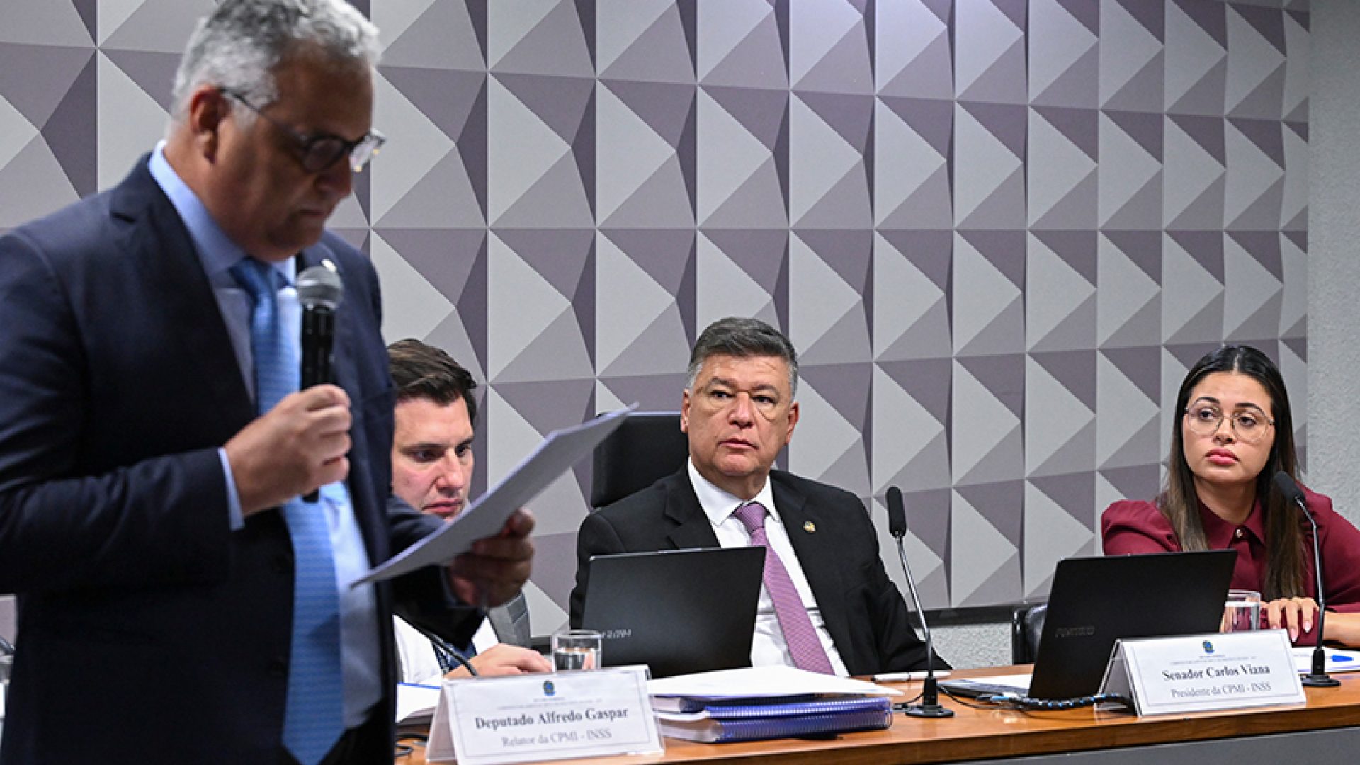 empresas de Ingrid receberam R$ 156 milhões desviados do INSS — Senado Notícias