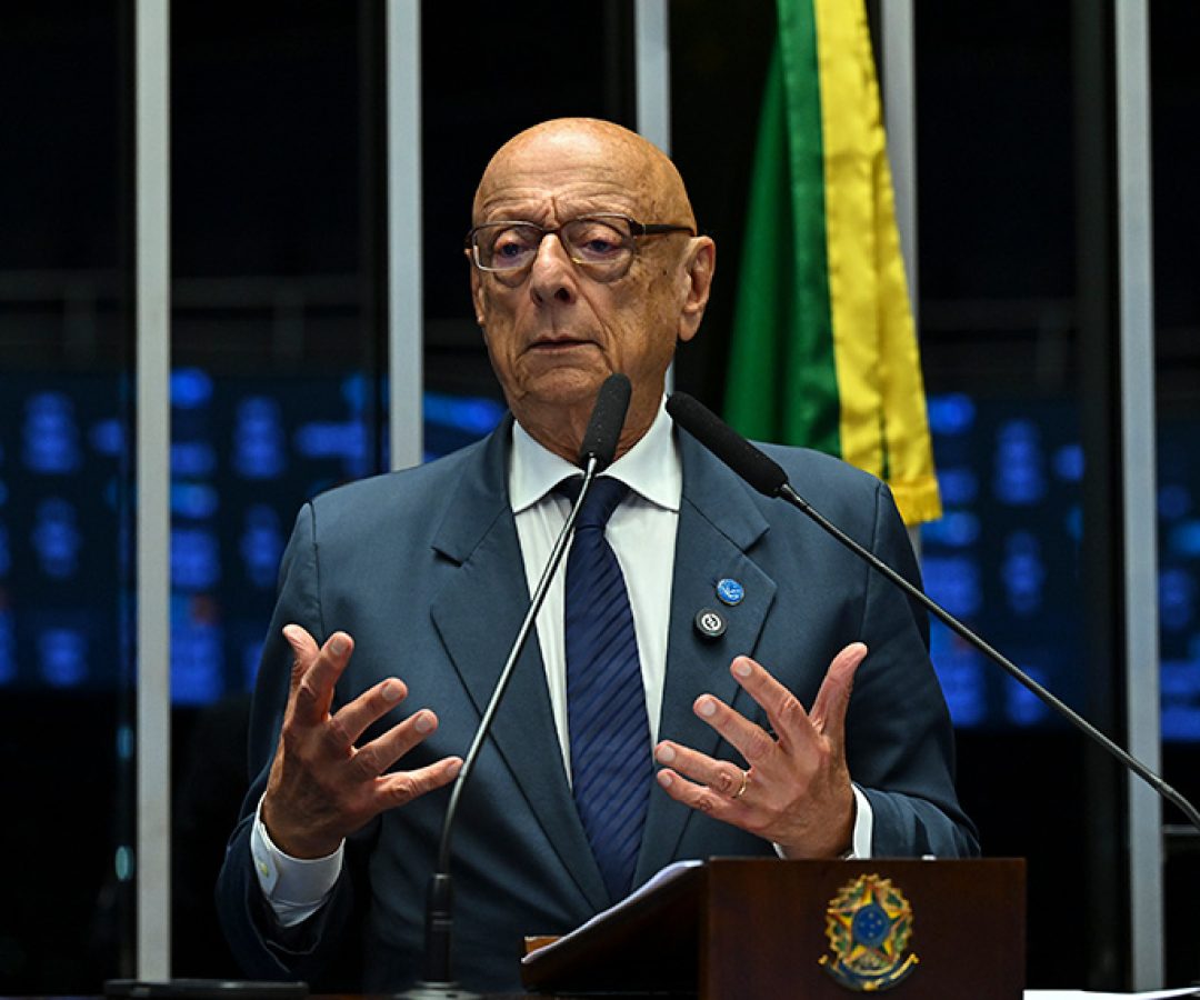 Senador Esperidião Amin (PP-SC) em discurso à tribuna.