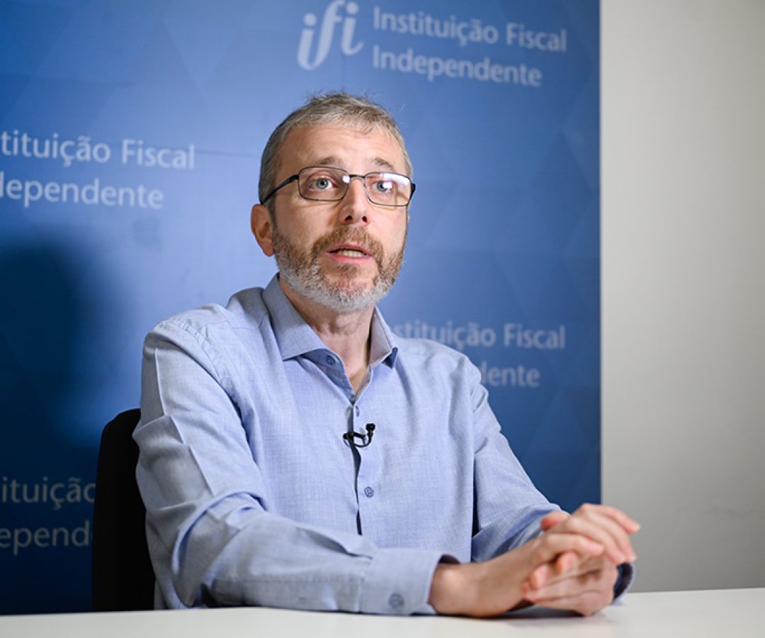 Dívida pública e despesas dos estados continuam a preocupar, avalia IFI — Senado Notícias