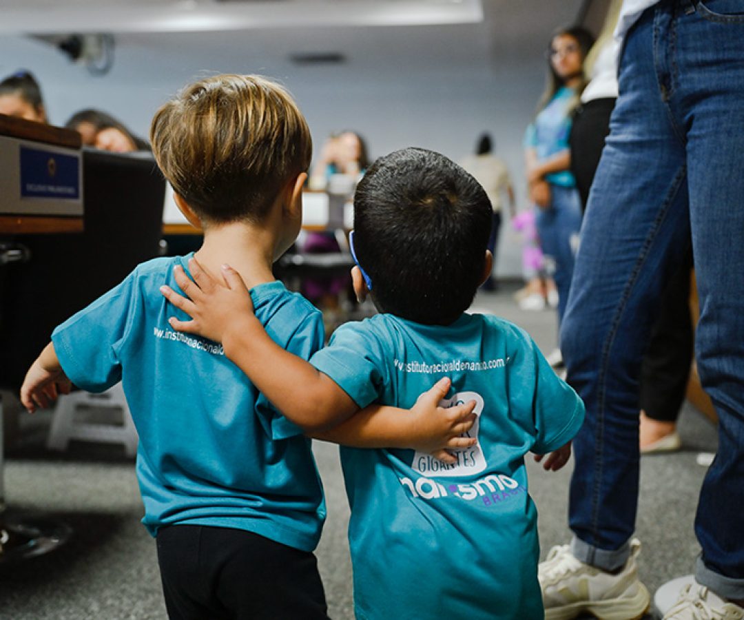 audiência discute inclusão de medicamento para acondroplasia no SUS — Senado Notícias