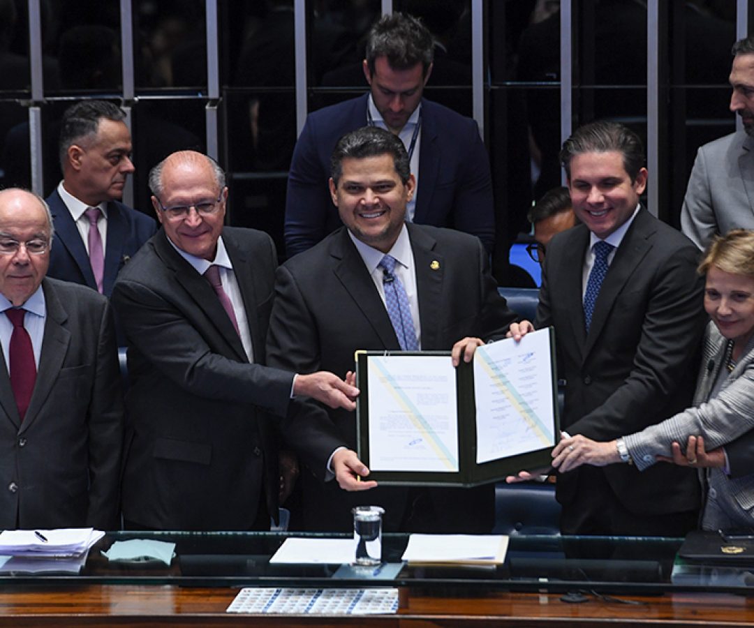 Congresso promulga Acordo Mercosul-União Europeia — Senado Notícias
