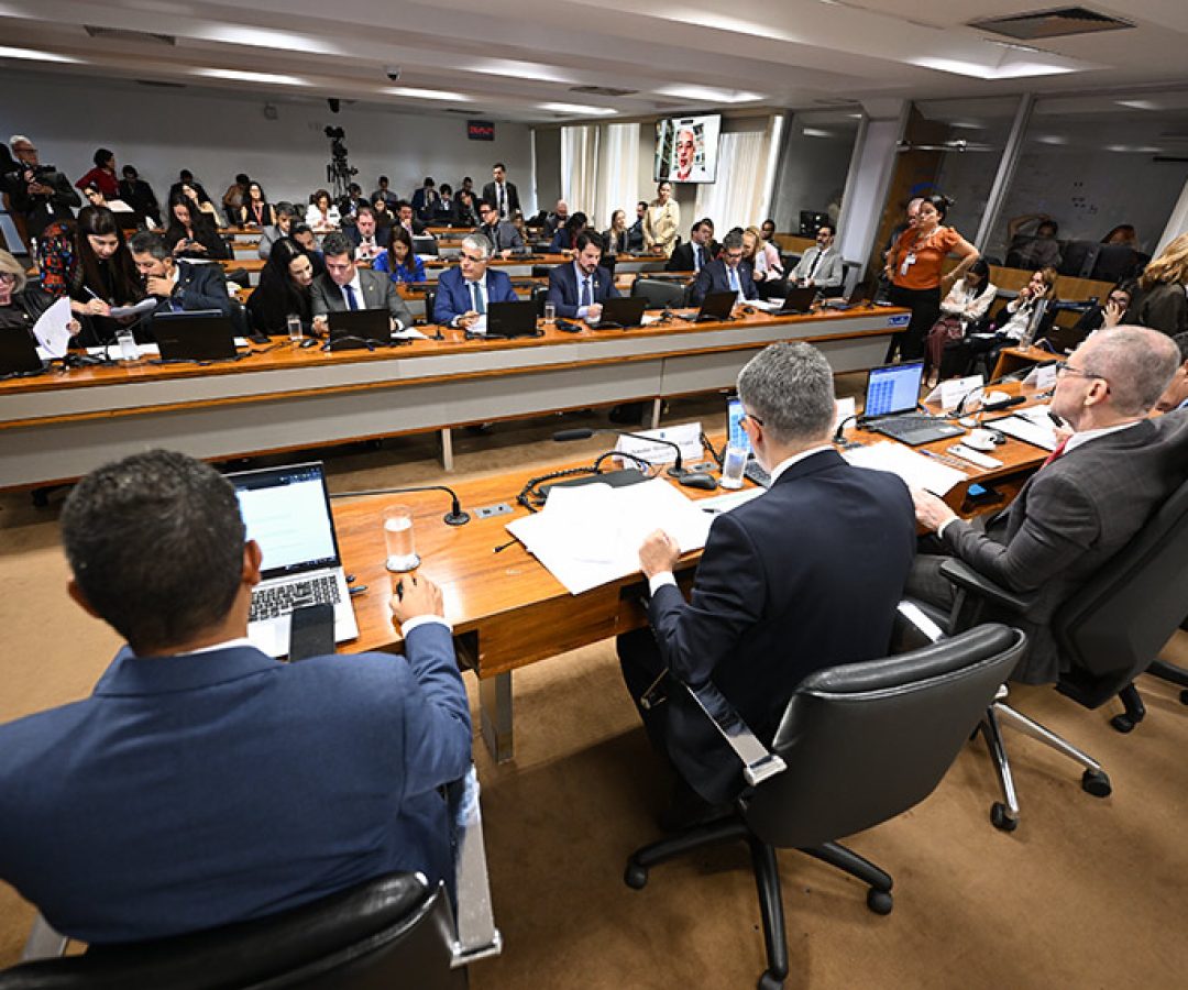 CPI do Crime Organizado ouve Pedro Taques e Martha Graeff na quarta-feira — Senado Notícias