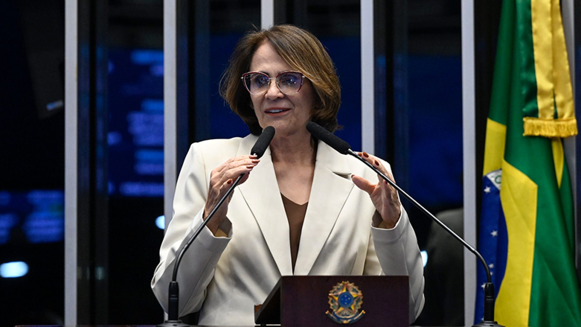 Em discurso, à tribuna, senadora Damares Alves (Republicanos-DF).