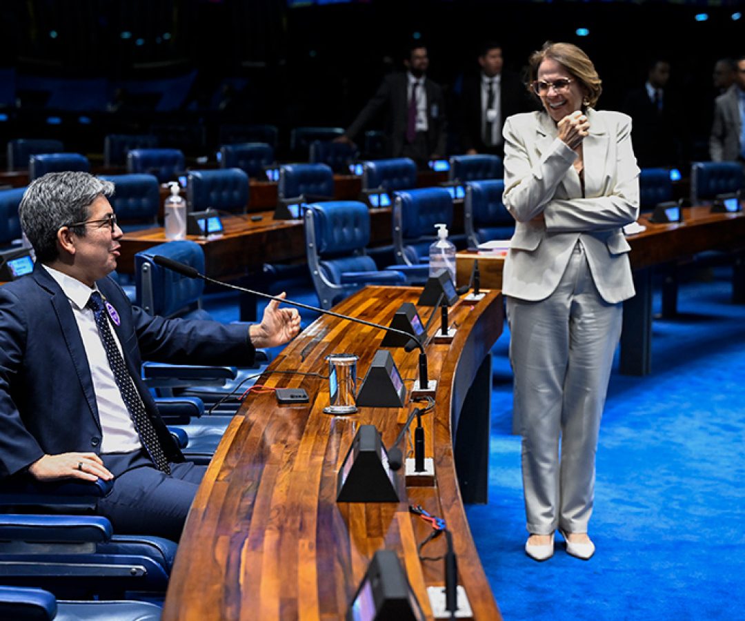 Aprovada adequação da LDO a nova licença-paternidade e apoio à reciclagem — Senado Notícias