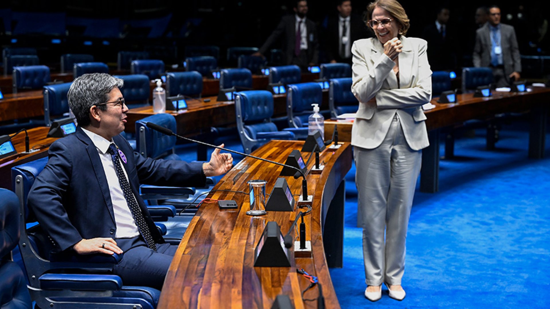 Aprovada adequação da LDO a nova licença-paternidade e apoio à reciclagem — Senado Notícias