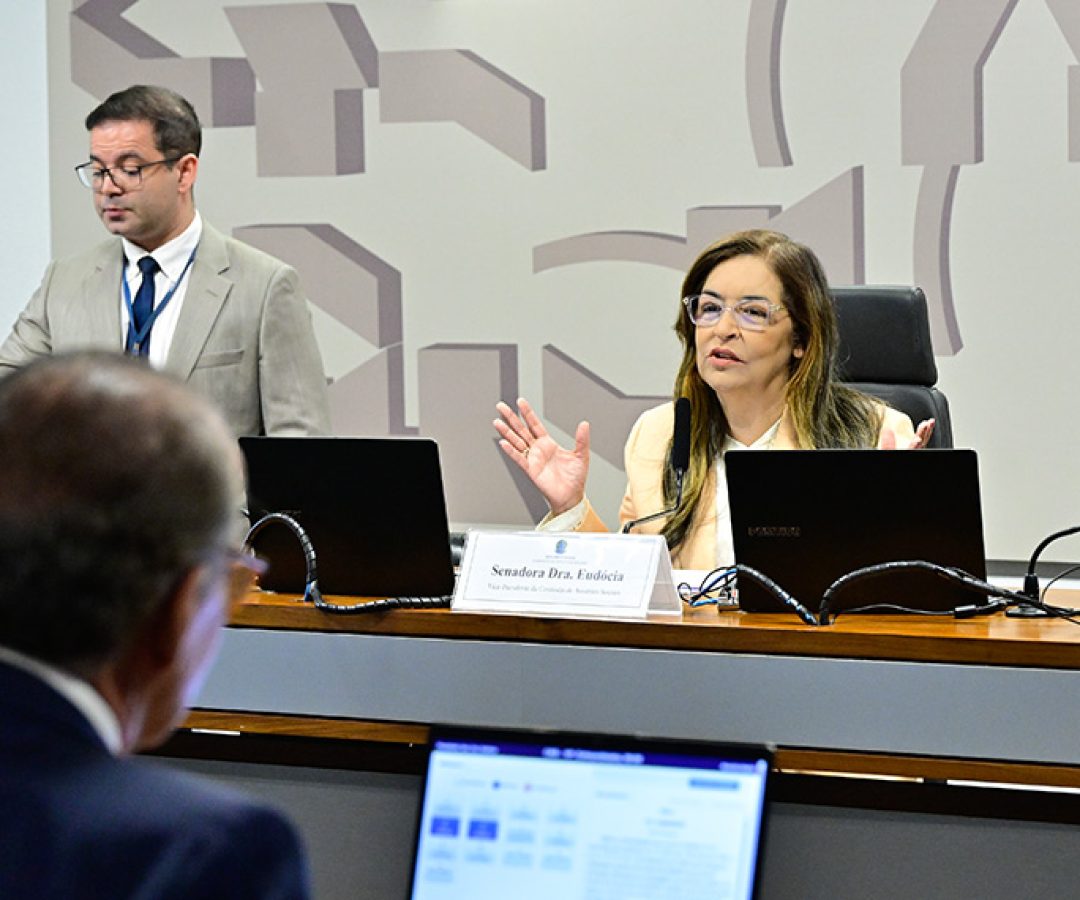 CAS aprova projeto que restringe alimentos ultraprocessados em hospitais — Senado Notícias