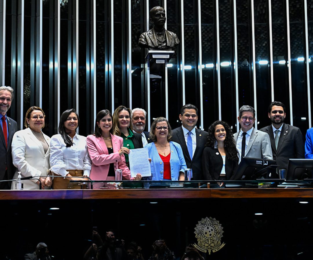 Aprovado pelo Senado, novo Plano Nacional da Educação segue para a sanção — Senado Notícias