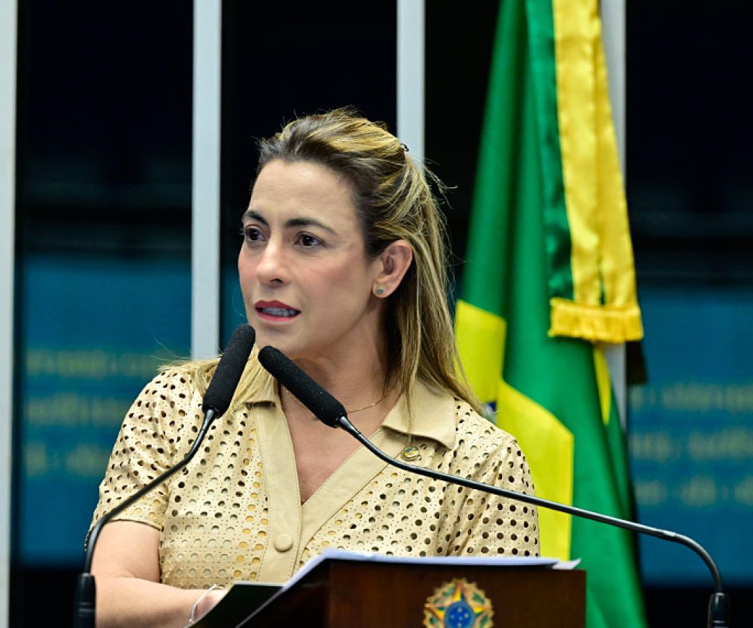 À tribuna, senadora Soraya Thronicke (Podemos-MS).