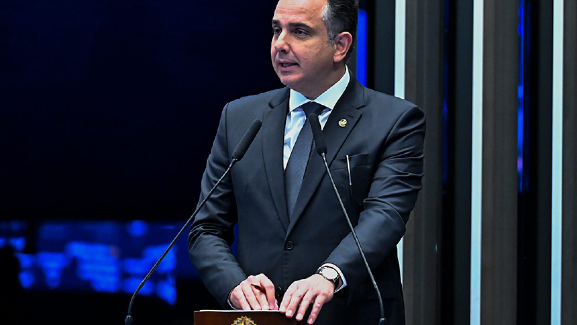 Em discurso,  à tribuna, senador Rodrigo Pacheco (PSD-MG).