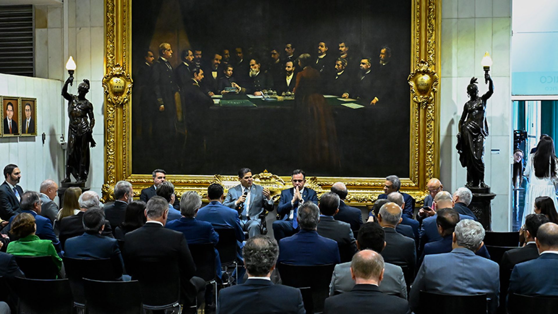 Congresso promulga na terça 'PEC da Essencialidade' dos tribunais de contas — Senado Notícias