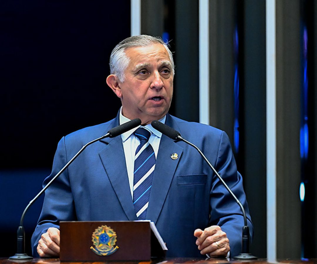 Em discurso, à tribuna, senador Izalci Lucas (PL-DF).