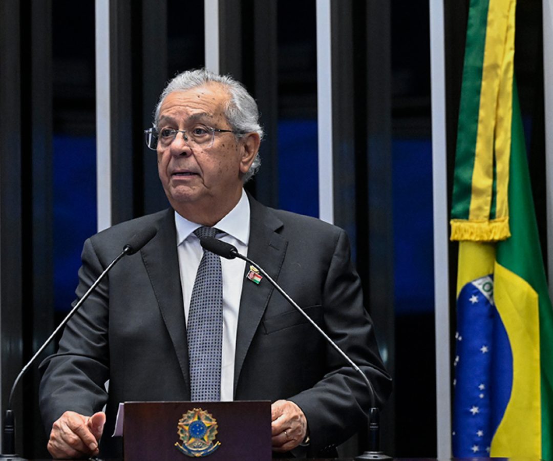 Em discurso, à tribuna, senador Jayme Campos (União-MT).
