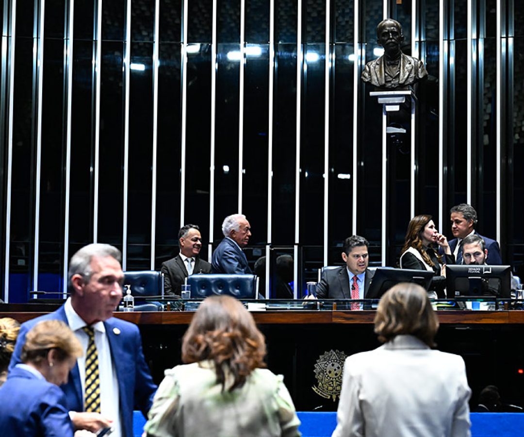 Senado aprova avaliação anual da saúde da mulher; projeto volta à Câmara — Senado Notícias