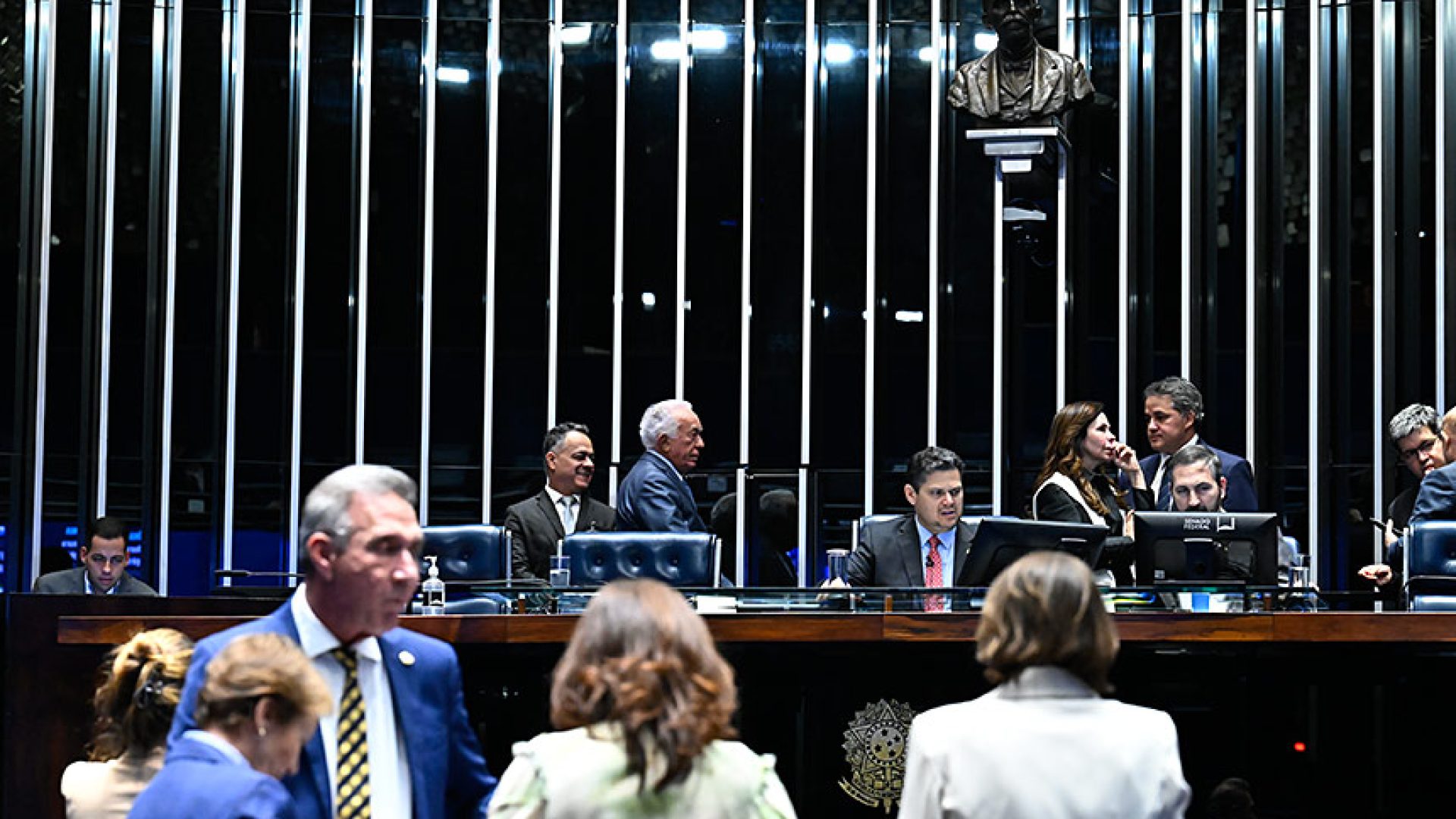 Senado aprova avaliação anual da saúde da mulher; projeto volta à Câmara — Senado Notícias