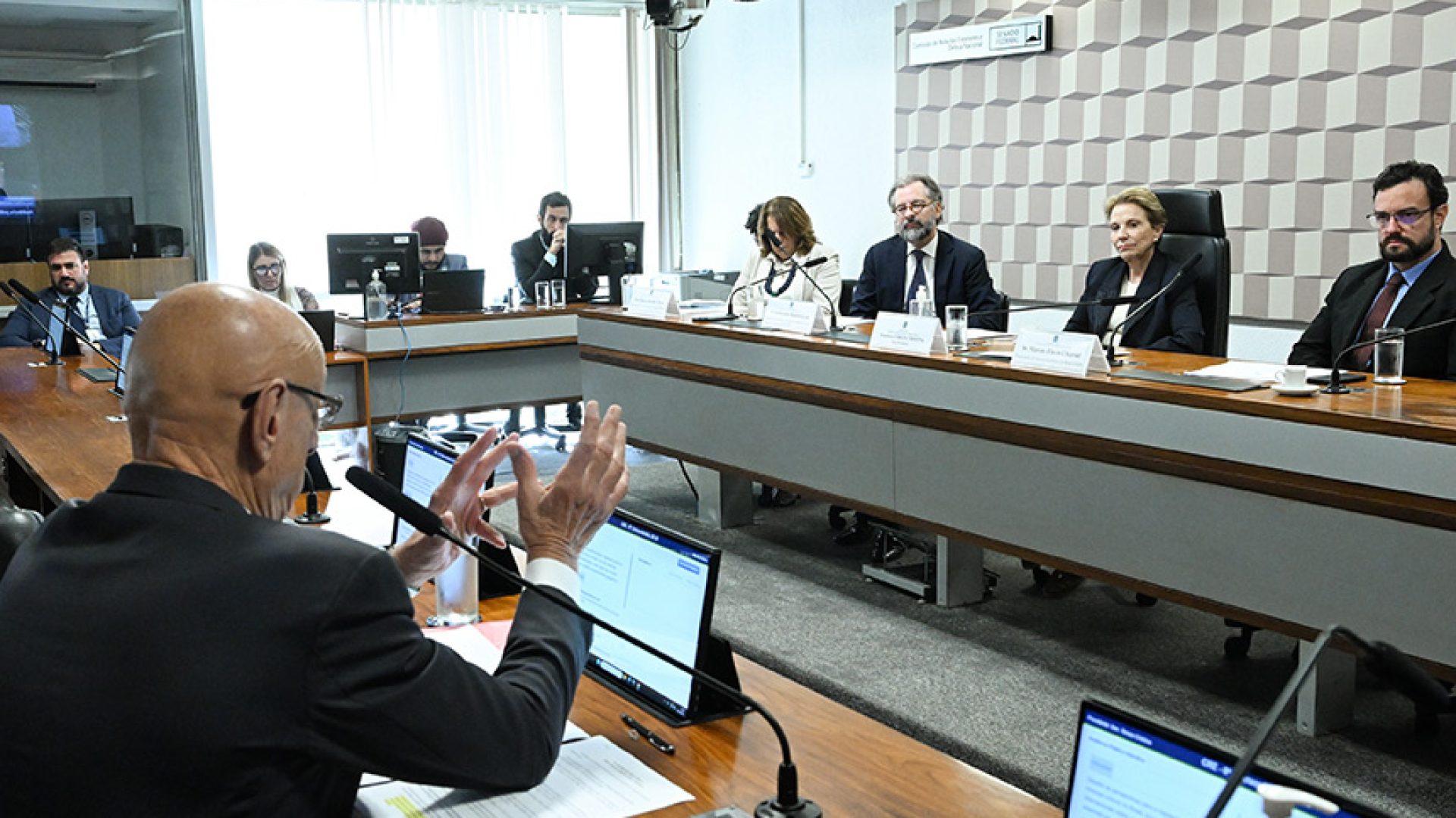 Senado analisa PL dos Minerais Críticos, que prevê R$ 7 bi em investimentos — Senado Notícias