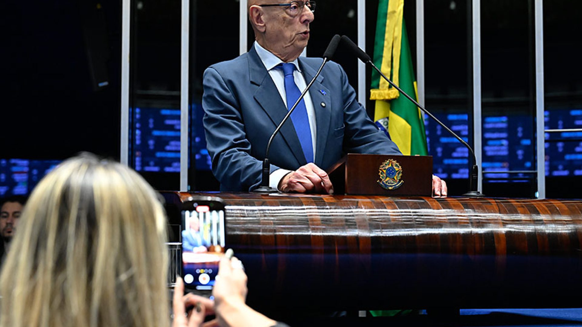 Senador Esperidião Amin (PP-SC) em discurso à tribuna.