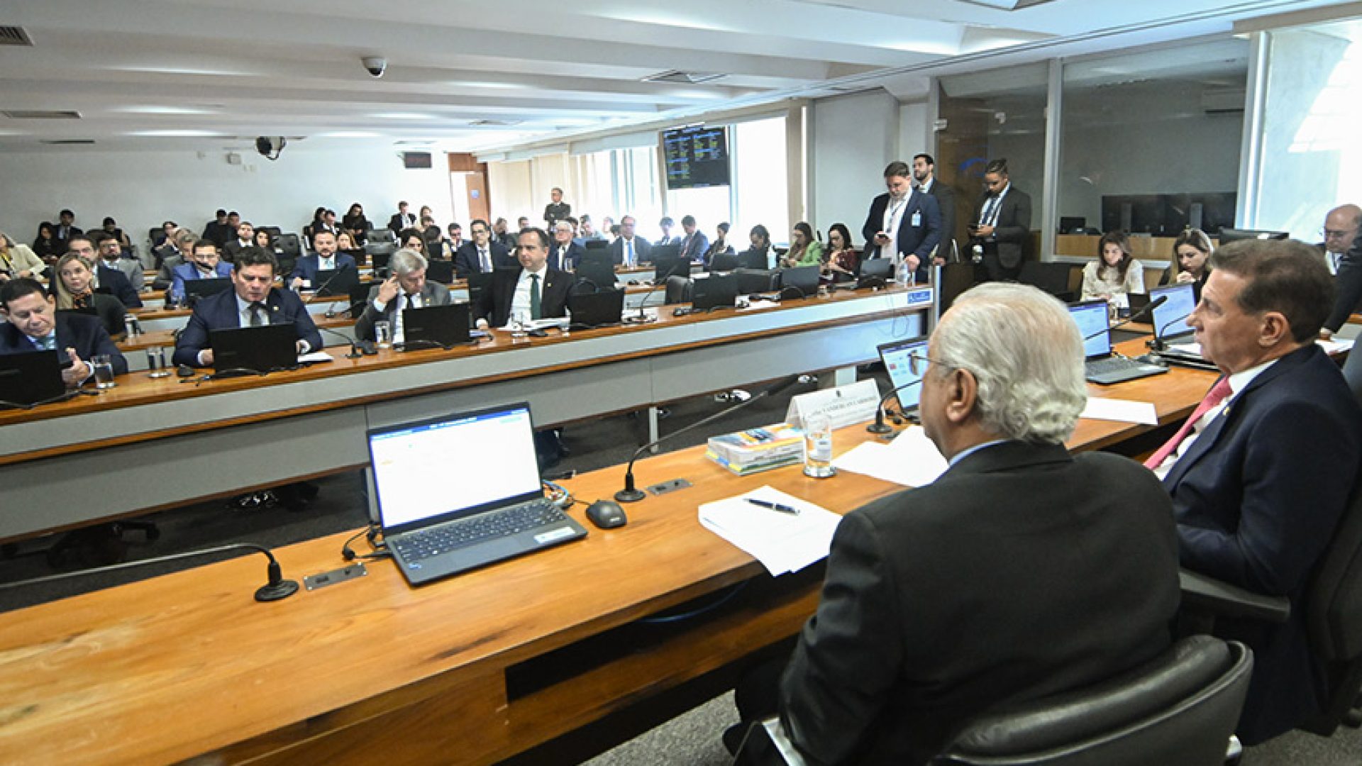 Vai à Câmara 'filtro de relevância' para reduzir excesso de recursos no STJ — Senado Notícias