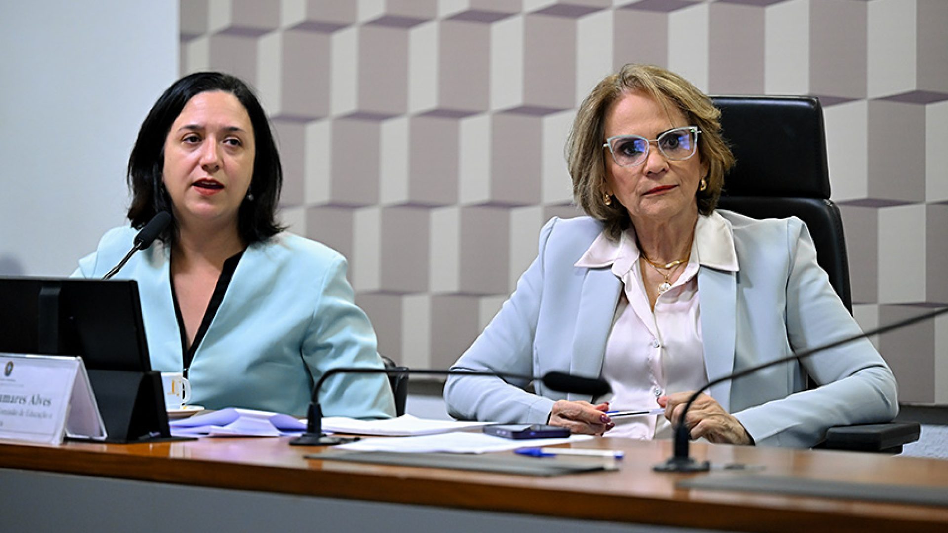 Desigualdade dificulta ensino em tempo integral, aponta debate na CE do Senado — Senado Notícias