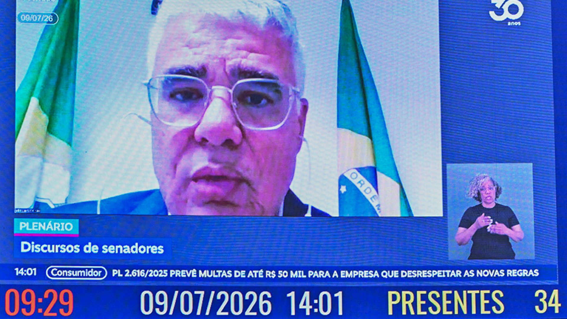 Em pronunciamento, via videoconferência, senador Eduardo Girão (Novo-CE).