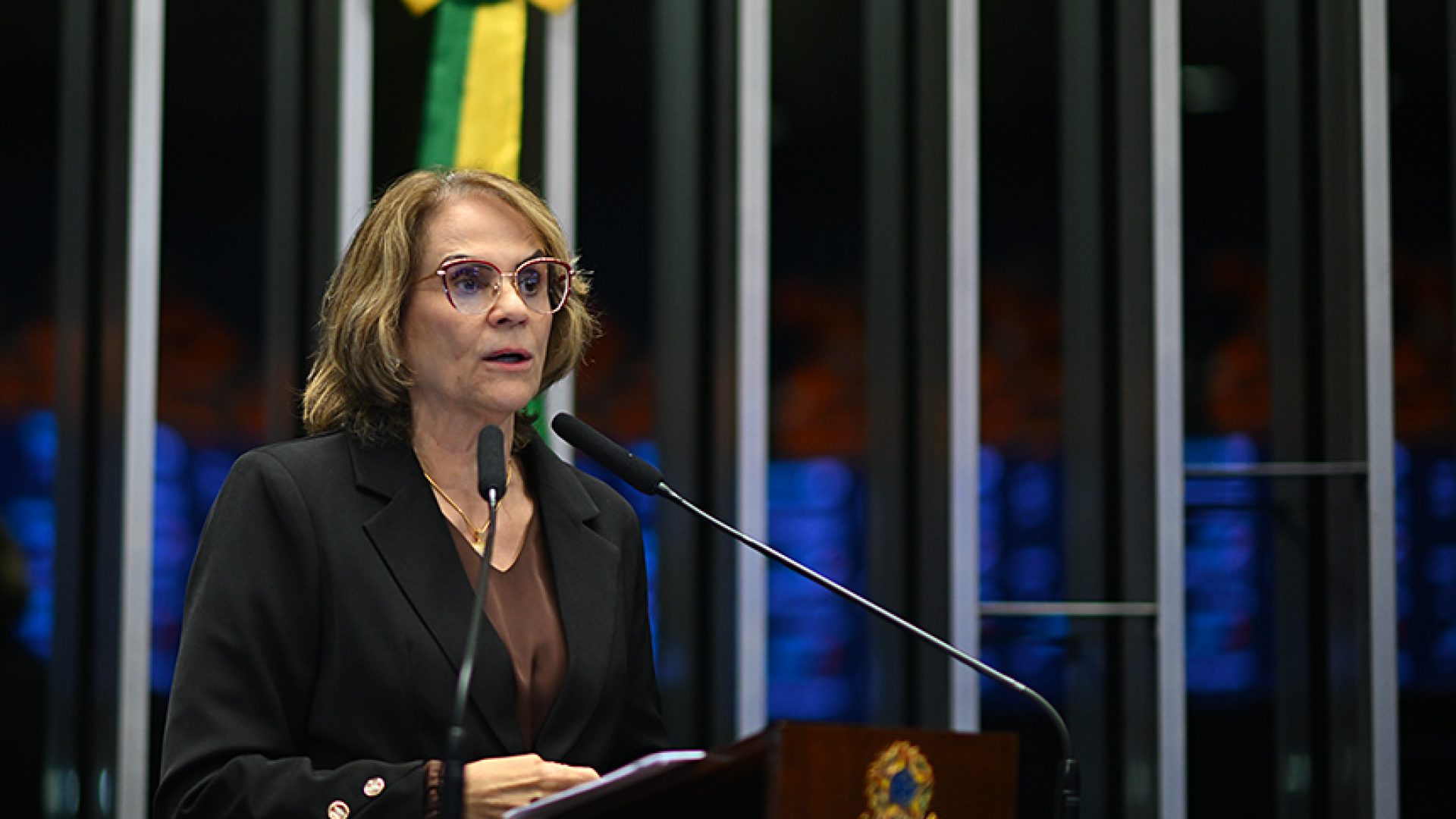 Senadora Damares Alves (Republicanos-DF) em discurso à tribuna.